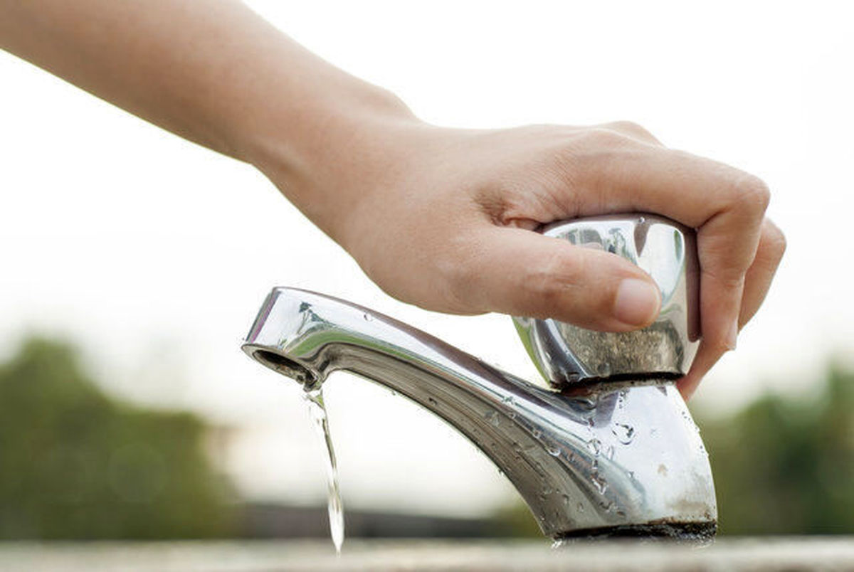تهرانی ها ۷۰ لیتر  آب بیشتر از سرانه کشور مصرف می کنند
