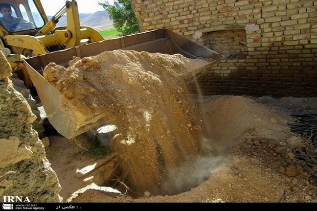 10 حلقه چاه آب غیرمجاز در کاشان مسدود شد