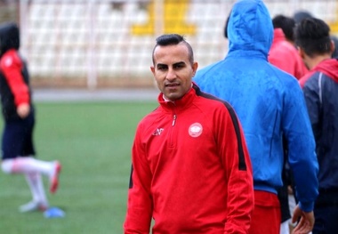 حسین کعبی: آرزویم  کار کردن کنار علی کریمی بود/ در این مقطع یک جوان باید به تیم اضافه می شد