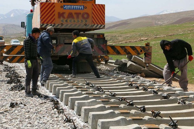 استاندار اردبیل:راه آهن اردبیل - میانه پاییز امسال ریل گذاری می شود
