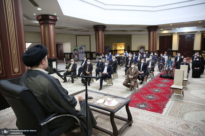 دیدار رئیس و کارکنان سازمان ملی استاندارد با سید حسن خمینی