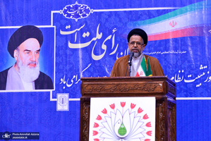 وزیر اطلاعات / محمود علوی