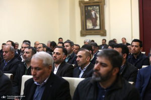 دیدار رئیس، مدیران و کارکنان ستاد اجرایی فرمان امام (ره) با سید حسن خمینی