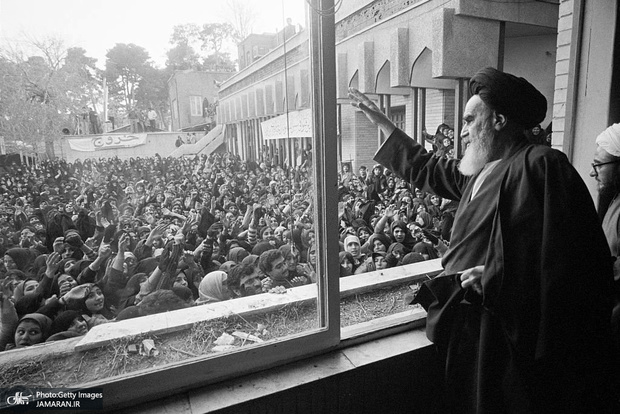 روایت عکاس فرانسوی از اولین عکس امام که بین انقلابیون پخش شد