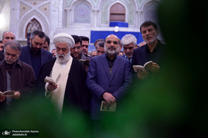 تجدید میثاق رییس و جمعی از مدیران ارشد صدا و سیما با آرمان های امام خمینی(س)