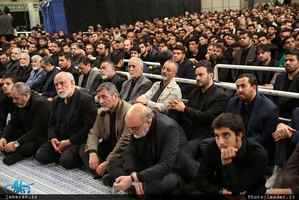مراسم عزاداری شب تاسوعای حسینی با حضور رهبر معظم انقلاب اسلامی