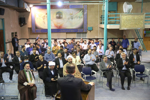 مراسم روز بزرگداشت معلم در حسینیه جماران