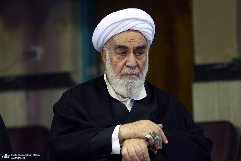 مراسم تشییع آیت الله حسن صانعی (ره) از حسینیه جماران - 2