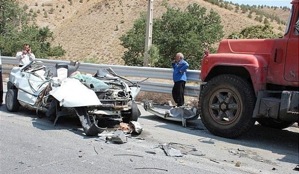 کشته شدن ۵ سرنشین پراید در تصادف با کامیون در خراسان‌شمالی