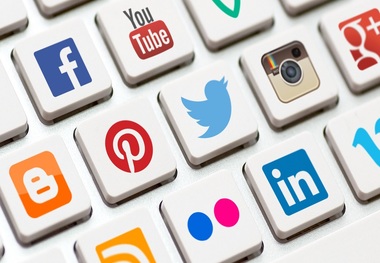  اگر می‌خواهید فیلتر کنید، بکنید؛ دیگر چرا توهین می‌کنید؟ 