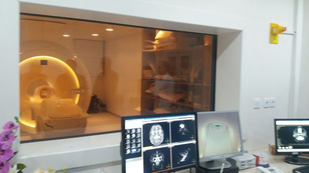 مرکز تصویربرداری MRI بیمارستان امام خمینی اردبیل افتتاح شد