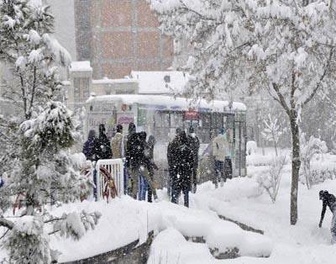 تعطیلی مدارس اردبیل برای چهارمین روز پیاپی به دلیل بارش برف
