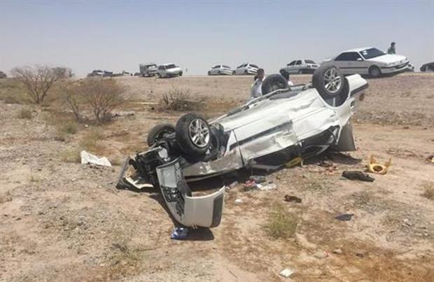 واژگونی خودرو در مهریز به شهر انار پنج زخمی برجا گذاشت