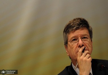 جفری ساکس: ایران طرف گناهکار در این ماجرا نیست، ایران قربانی تجاوز است/ هدف آمریکا و اسرائیل،‌ تسلط بر ایران است/ دو رژیم قاتل جهان را به لبه پرتگاه می‌کشانند