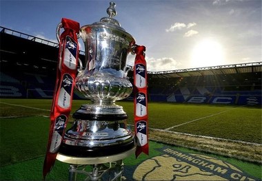 منچستریونایتد حریف چلسی در نیمه‌نهایی جام حذفی انگلیس شد
