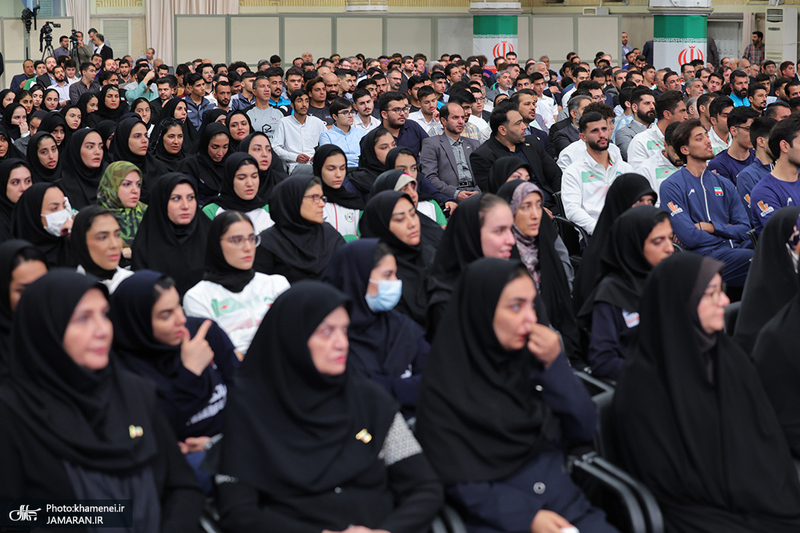دیدار قهرمانان و مدال‌آوران ورزشی و المپیادهای علمی جهانی با رهبر معظم انقلاب