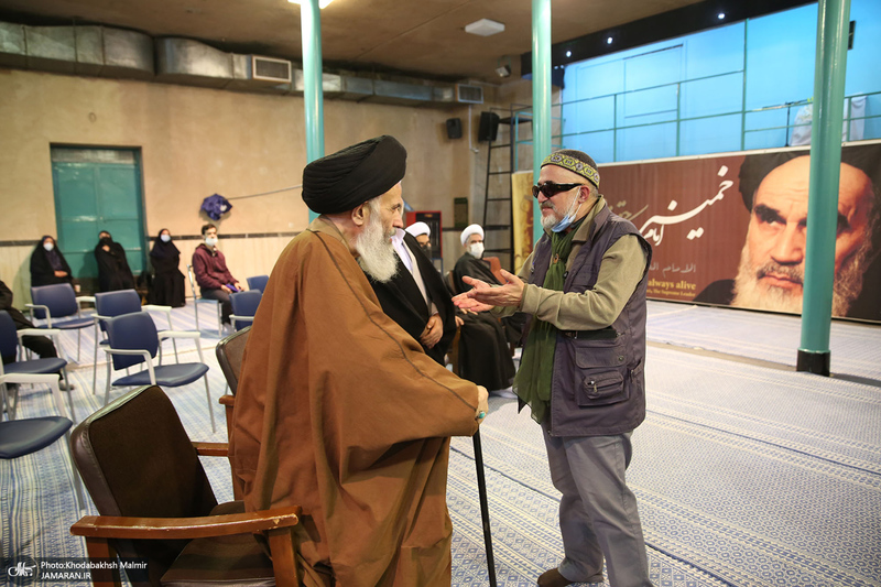 مراسم تجلیل از کارگردان فیلم مستند «بانو قدس ایران» در حسینیه جماران