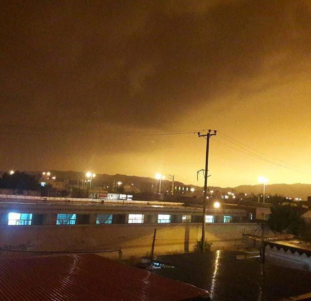 پدیده ای عجیب در لالی خوزستان/ روزی که شب شد!+ عکس
