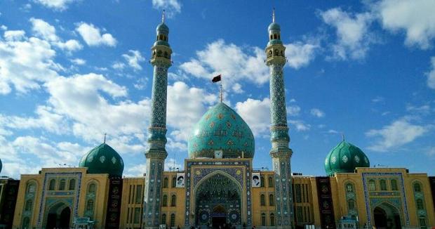 مسجد مقدس جمکران میعادگاه منتظران ظهور از سراسر عالم است