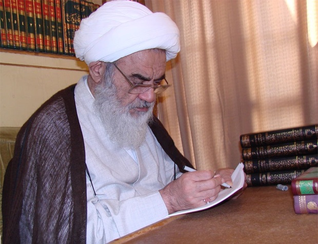 پیام آیت‌الله العظمی مظاهری به همایش بزرگداشت آیت‌الله العظمی سیّد ابوالقاسم دهکردی