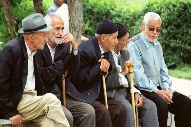 هفت درصد جمعیت خوزستان سالمندان هستند