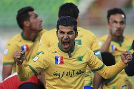 تیم فوتبال نفت آبادان سه بازیکن خود را مقابل سایپا در اختیار ندارد