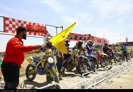 تهران قهرمان رقابت های موتورکراس کشور شد