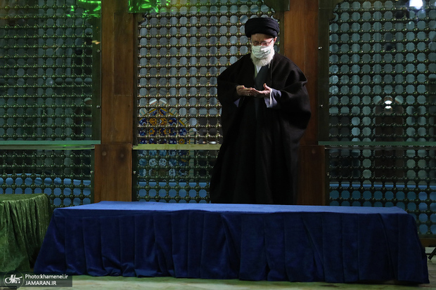 حضور رهبر معظم انقلاب بر مزار آیت الله هاشمی رفسنجانی + عکس 