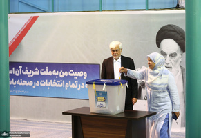 انتخابات ریاست جمهوری چهاردهم در حسینیه جماران - 1