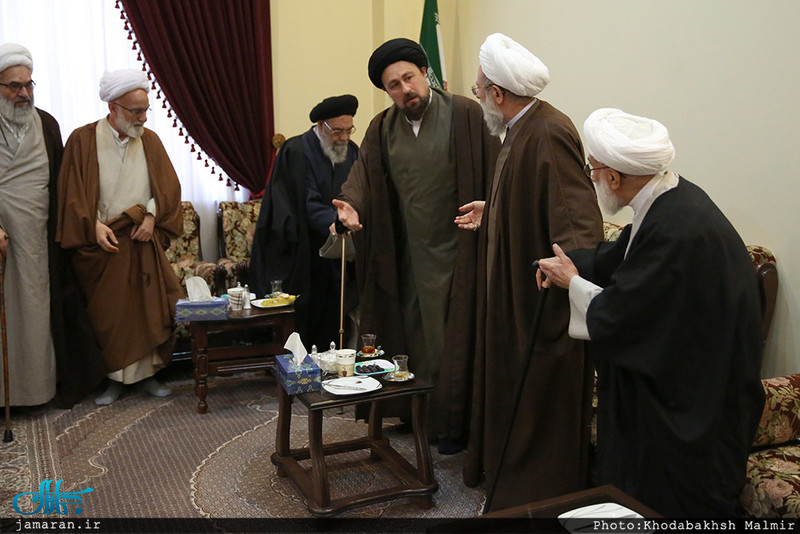 حاشیه تجدید میثاق هیأت رئیسه و اعضای مجلس خبرگان رهبری با آرمان های امام خمینی (س)