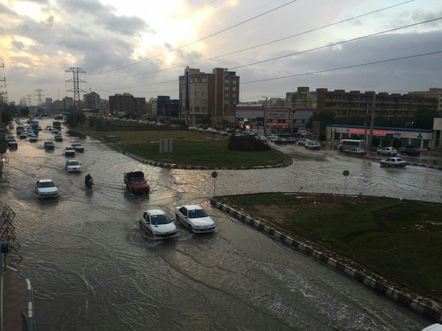 نماینده اهواز از آخرین وضعیت آبگرفتگی شهر اهواز و امدادرسانی می‌گوید