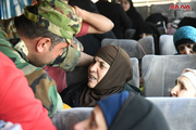 آزادی 42 گروگان در ادلب و اخراج 200 تروریست از جنوب دمشق/ جنایت جدید آمریکا / ادامه پاک سازی داعش از جنوب پایتخت/توافق بر سر خروج تروریست ها از شمال حمص