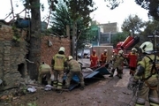  آغاز عملیات نجات پس از ریزش ساختمانی در خیابان ابوذر تهران/ چند نفر حبس شدند