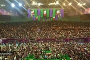 همایش حامیان روحانی در ورزشگاه 12 هزار نفری آزادی + تصاویر