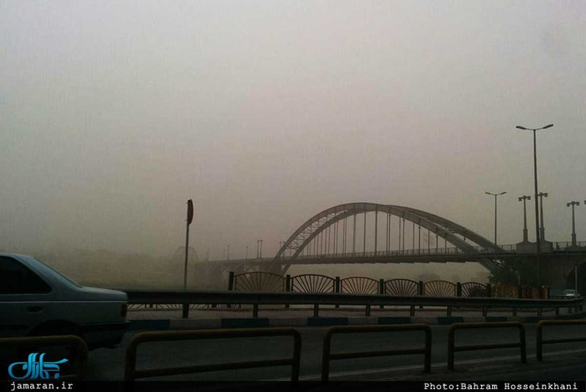 گرد و خاک در خوزستان پایانی ندارد/ مدارس و دانشگاه های خوزستان تعطیل شد