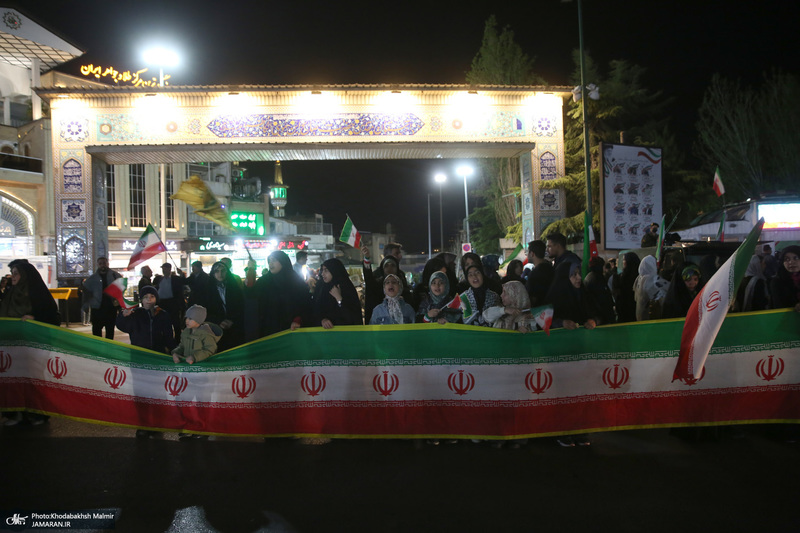 پنجاه و پنجمین شب اجتماع پر شور مردم در میدان تجریش