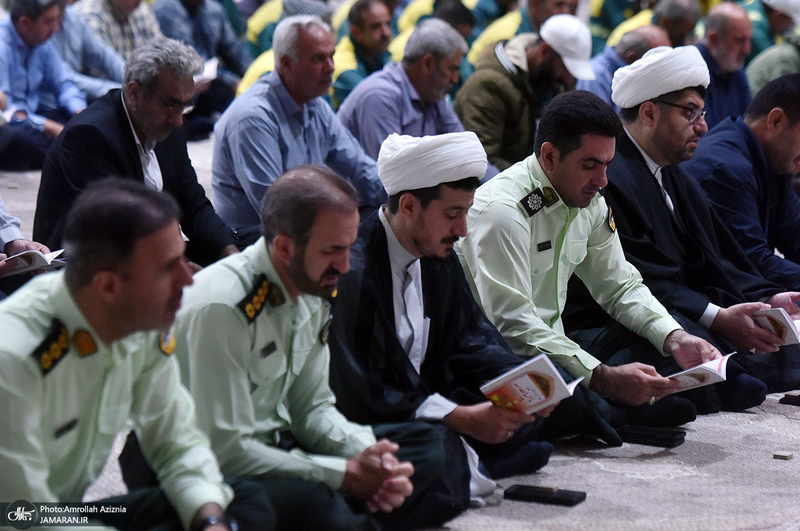 مراسم زیارت عاشورا در حرم مطهر امام خمینی (س)