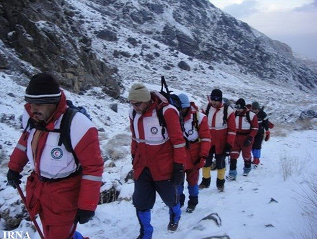 3 کوهنورد در ارتفاعات رودبارقصران نجات یافتند