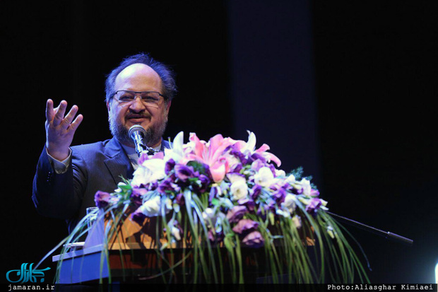 شریعتمداری: پذیرش کمک مردم از مردم بالاتر از دولت است