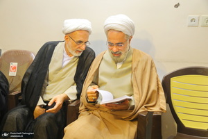 نشست علمی با موضوع  امام خمینی(ره) نهضت و نظام اسلامی