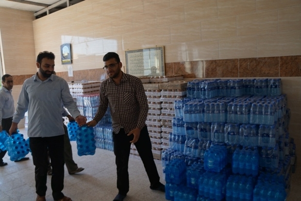 ارسال پنجمین محموله کمک های غذایی و پوشاک از اندیمشک به مناطق زلزله زده