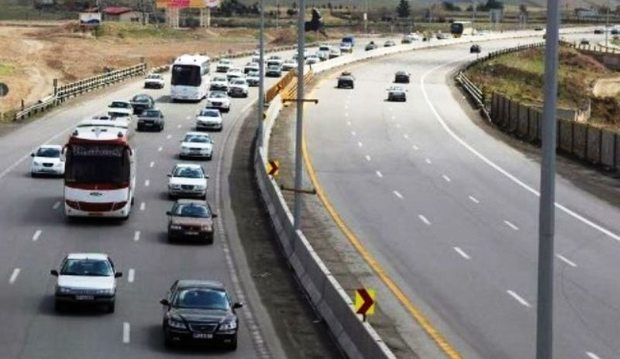 تردد در جاده های یزد 12 درصد افزایش یافت