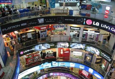 کارگر جوانی از طبقه هفتم پاساژ علاءالدین سقوط کرد
