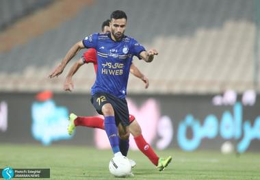 آخرین اخبار استقلال و پرسپولیس| رونمایی از اولین بازیکن خارجی آبی ها/ معطلی 5 ساعته و لغو پرواز سرخ پوشان به عربستان!
