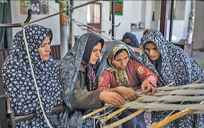 نهضت حرفه آموزی به زنان روستایی باید به راه بیافتد