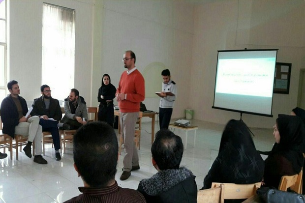 کارگاه آموزشی توسعه کسب و کار محلی در تکاب برگزار شد