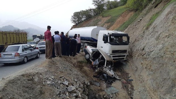 حادثه رانندگی در سروآباد 2 کشته و یک زخمی برجای گذاشت