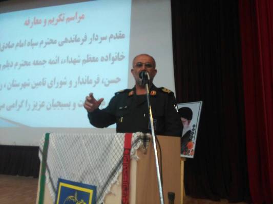 فرمانده سپاه بوشهر: آمادگی دفاعی بالای ایران قلب آمریکا و اسراییل را می لرزاند