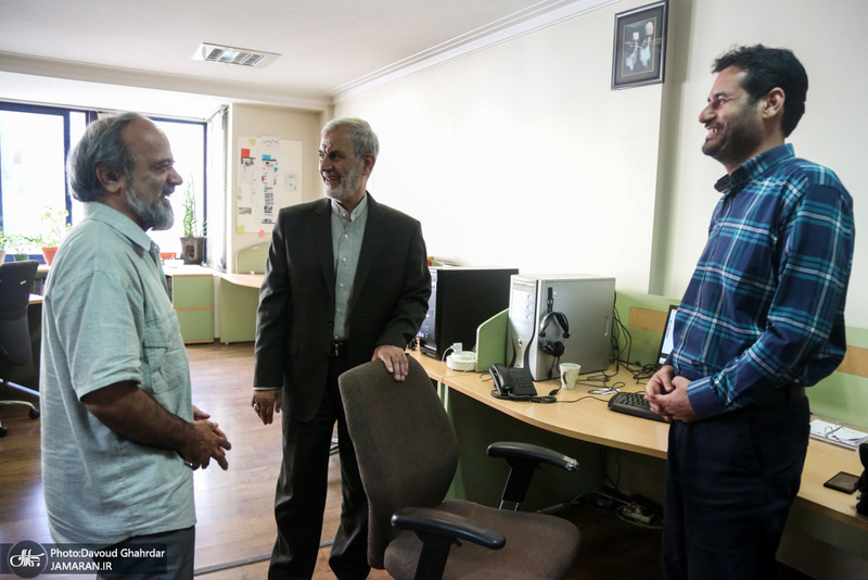 بازدید حسن غفوری فرد از تحریریه جماران