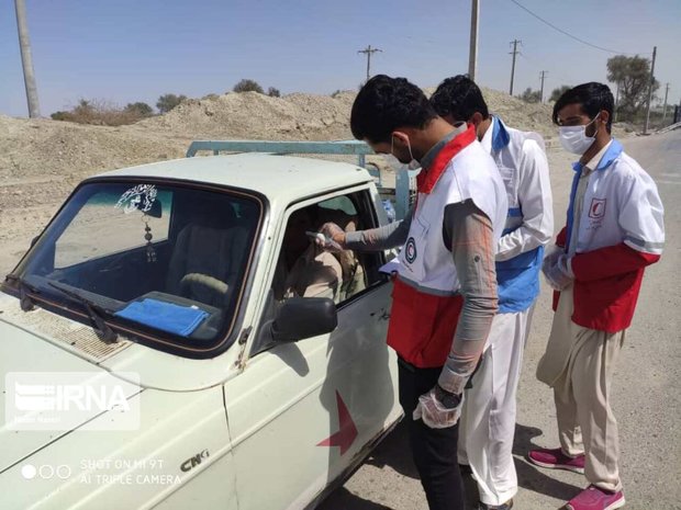 نیروهای هلال احمر در مبادی ورود و خروج ۵ شهرستان سیستان و بلوچستان مستقر شدند